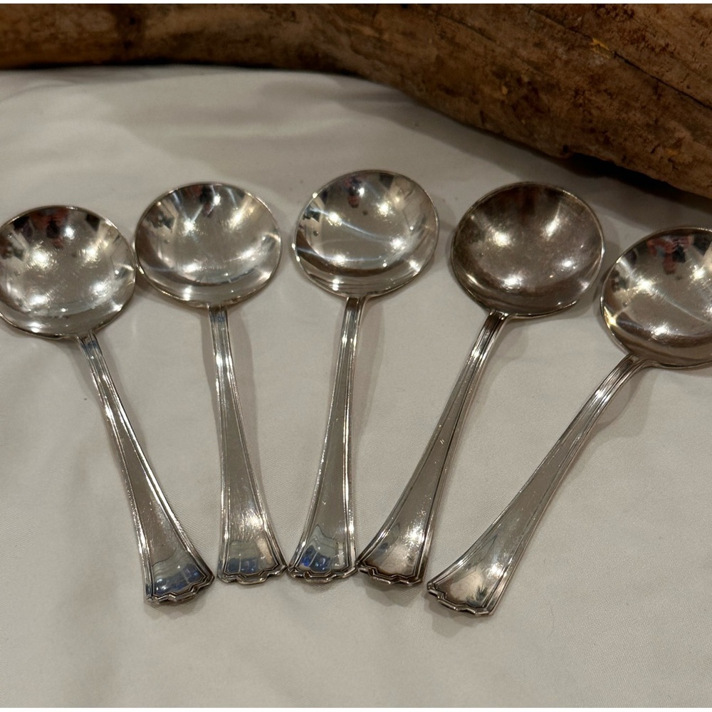 5 R.C. CO. VINTAGE 1923 MANCHESTER SILVERPLATED "5 1/4" BOUILLON SOUP SPOONS 🥣